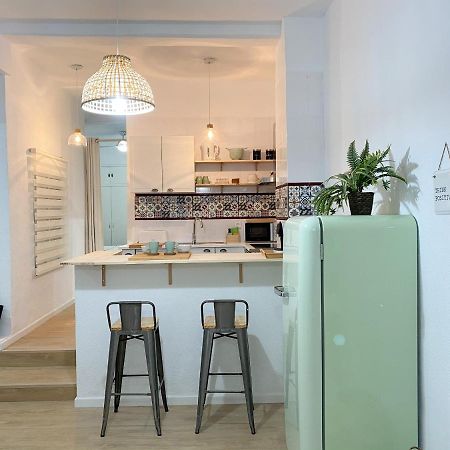 Belleza Y Estetica Modernista En Pleno Centro อาลิกันเต ภายนอก รูปภาพ